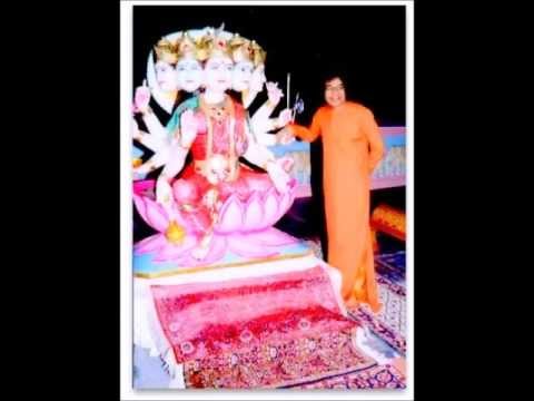 Sathya Sai Baba sings Gayatri mantra solo 2 hours no music