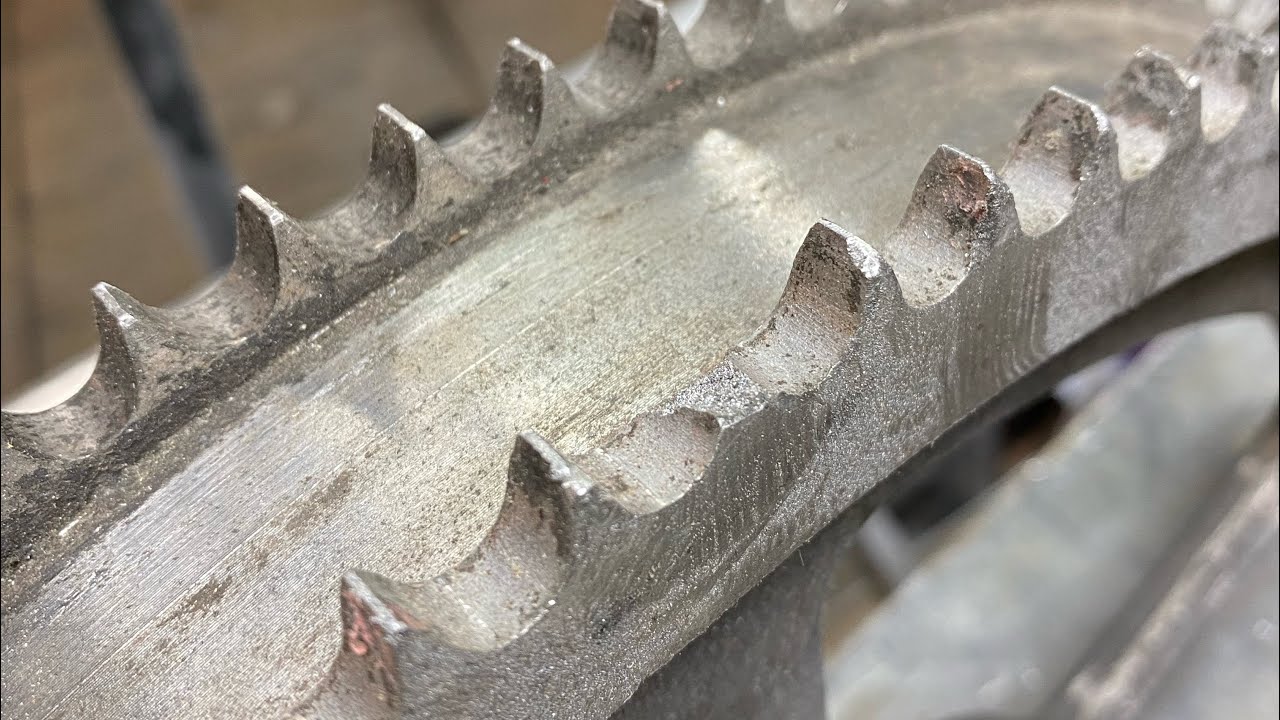 Ремонт чугунных шестерен станка. - YouTube