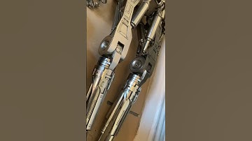 Build the terminator 1/2 scale Hachette Model kit