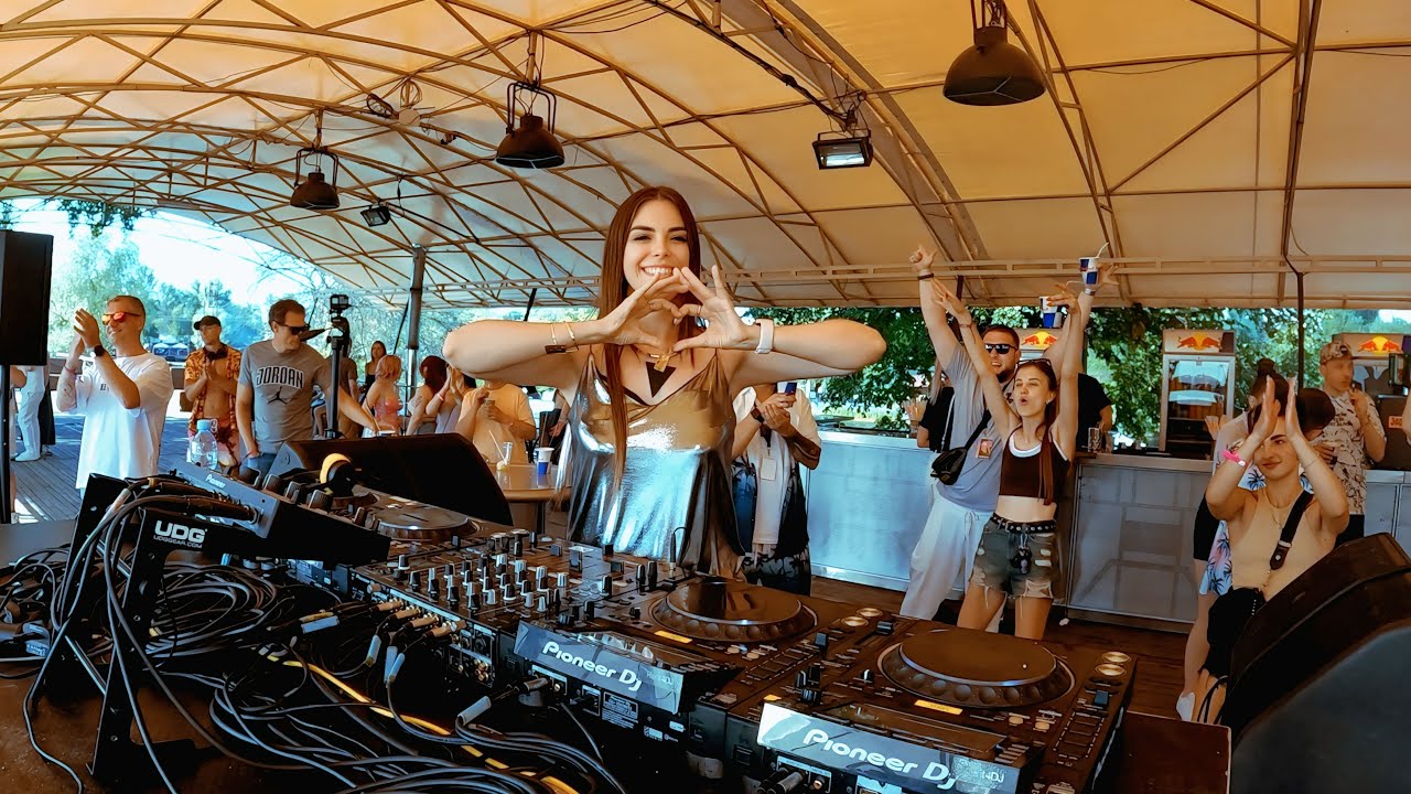 Xenia Torino LIVE @Electroperedachi Festival 2025 | Epic Peak Time Techno Set from Kyiv