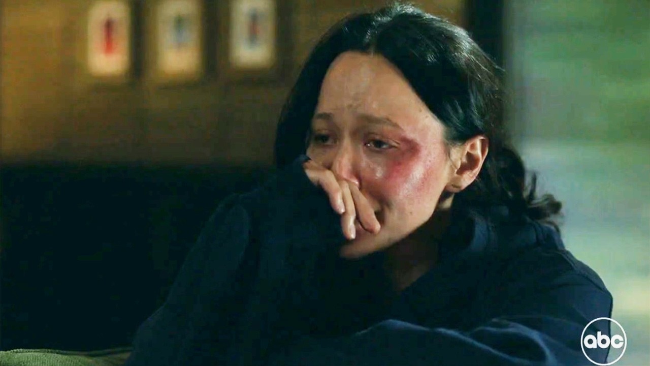 Люси и Тим, 8x10, сериал «Новичок», 8 сезон, 10 серия: Травма всплывает на поверхность после перв...