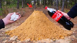 VOLCANO ERUPTION ! Coca-Cola and Mentos Super Reaction