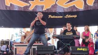 GITAR TUA, Mr.Chandra