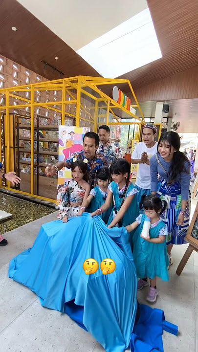 KDISTA KASIH KADO KE LEIKA BESAR BGT KIRA KIRA ISINYA APA YA GUYS?? #viralvideo #viralshort
