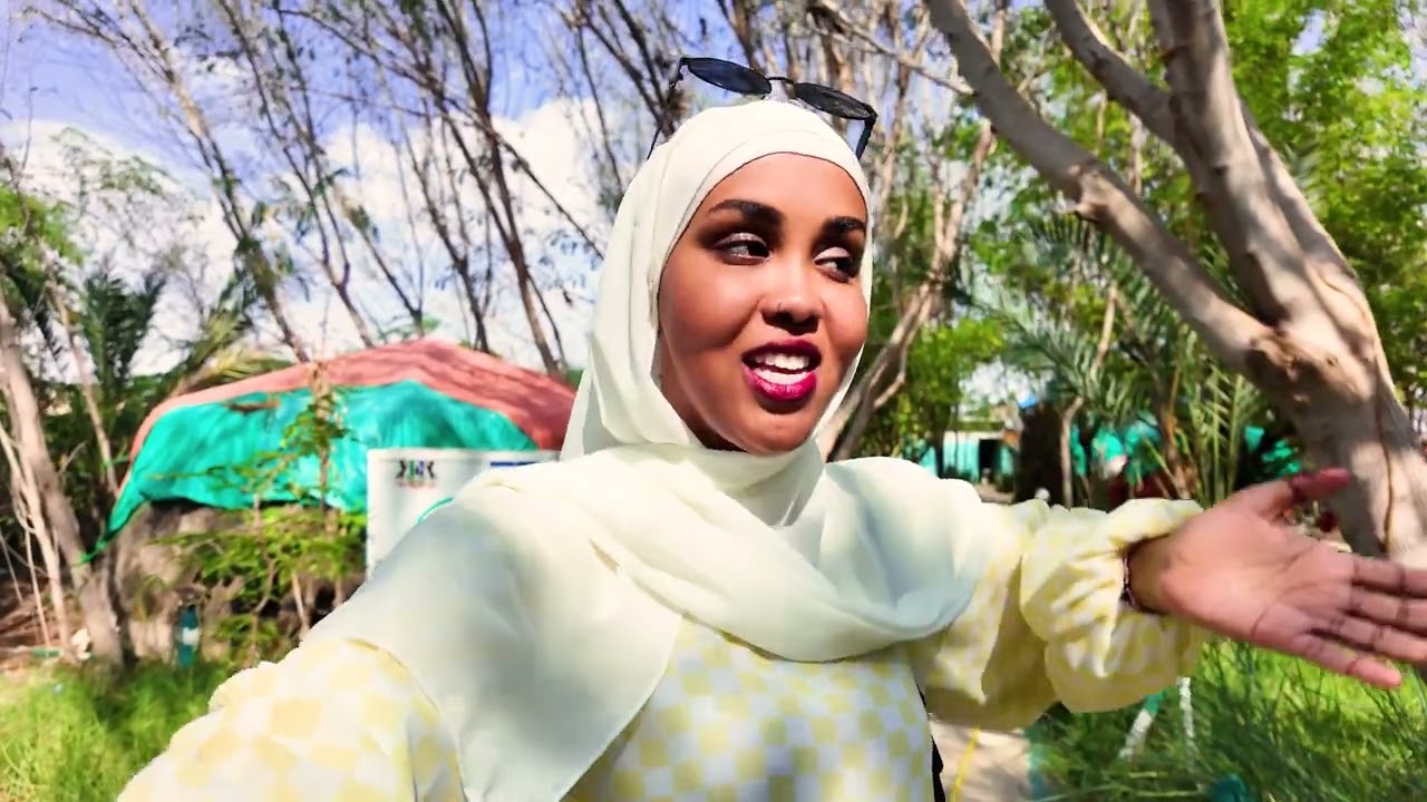 GAROOWE OO SI WAALI AH LIIGU SOO DHOWEEAYAY