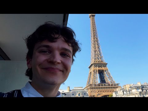 PARIS HOTEL ROOM TOUR!!