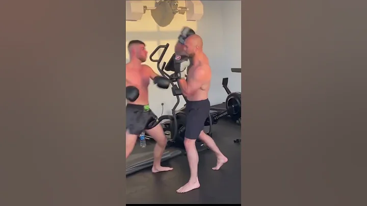 Andrew Tate Spars Hater 🥊 #shorts