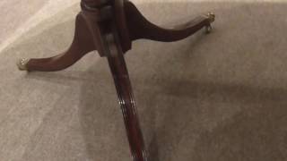 Regency style mahogany 3 pillar dining table