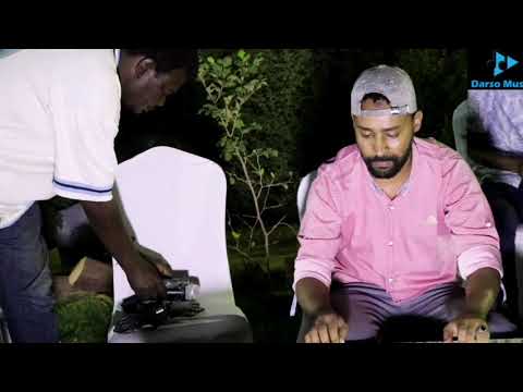 صولة نهاية الحفلة لاعب خفة اليد السوداني مؤيد جمال