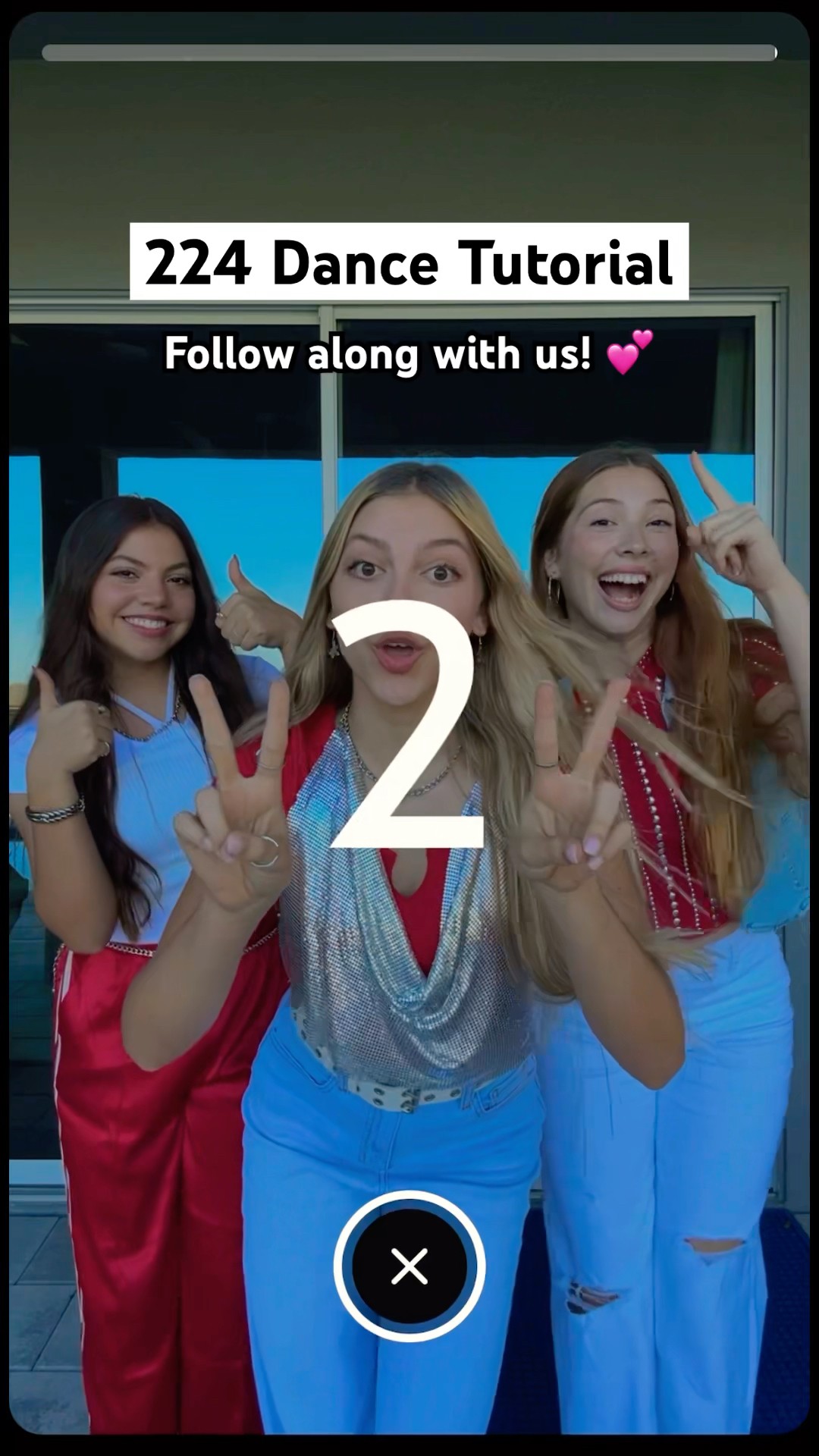 224 DANCE TREND TUTORIAL! ?✨? | Triple Charm #Shorts
