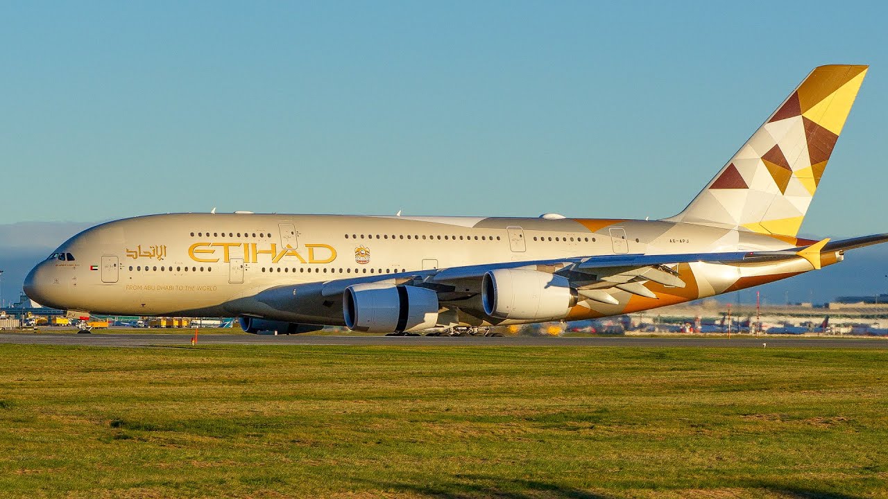 Etihad A380 in Toronto! 2 Arrivals and 2 Departures!