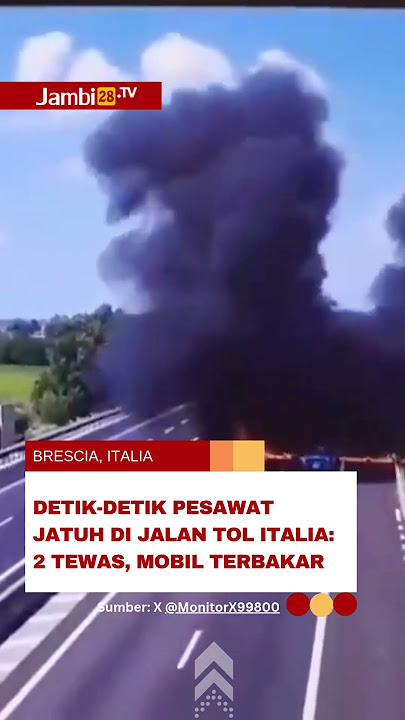 Detik-detik Pesawat Jatuh Di Jalan Tol Italia: 2 Tewas, Mobil Terbakar