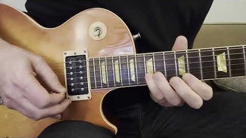 How to play like Slash using the Phrygian Dominant scale - Slash licks lesson