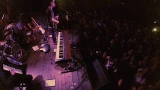 Esteban Tavares | Fotos Instantâneas (Ao Vivo no Teatro Odisseia)
