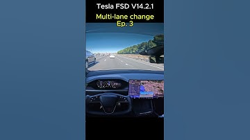 Tesla FSD V14.2.1 /Multi-Lane Madness Ep.3 – 5 Changes in 30 Sec (Mad Max) #shorts #fsd14 #teslafsd