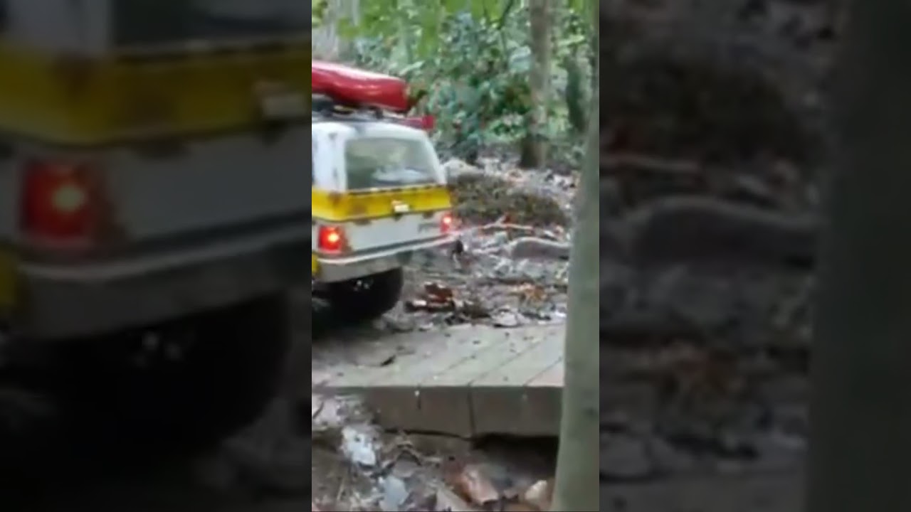 Super cool RC Blazer with Sound Crossing Bridge