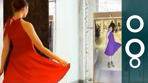 Memory mirror does away with changing room hassles