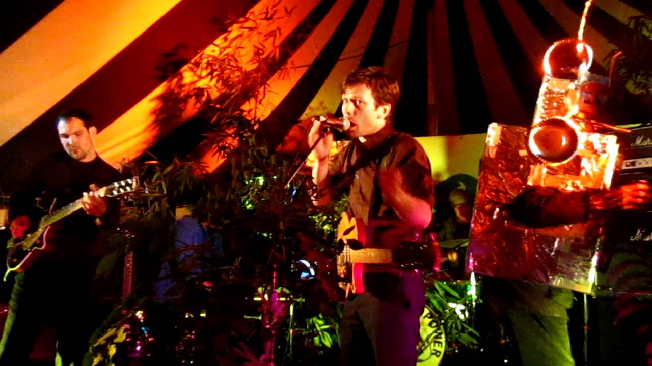 BRITISH SEA POWER - APOLOGIES TO INSECT LIFE LITFEST PORT ELIOT - 2011