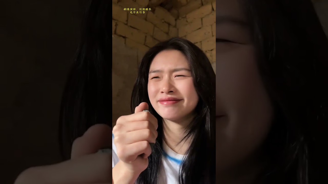 Relive the '80s: Thatched Cottages & Retro Toilets