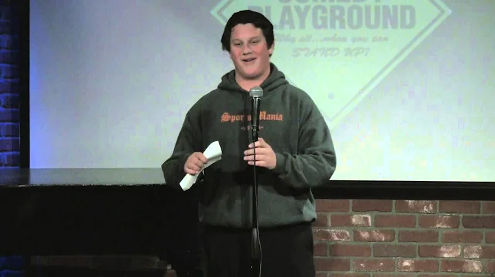 Comedy Playground Presents: DOMINIC BARKER in "Tri...