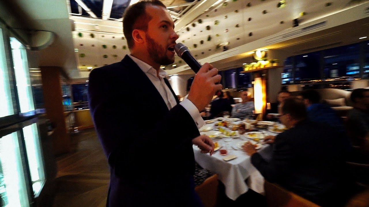 Ведущий и DJ на новогодний корпоратив (Санкт-Петербург)