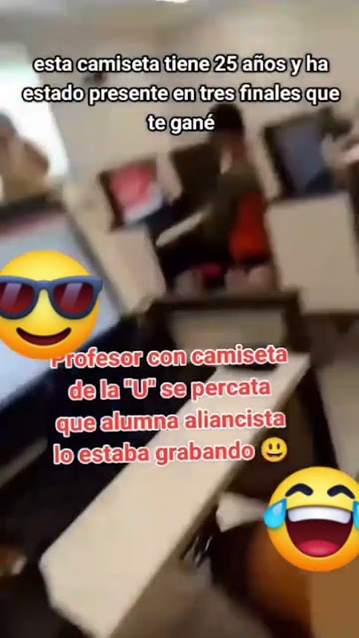 Profesor hincha de #Universitario protagonizó singular momento en plena clase. 🤪👏🏻#YdaleU