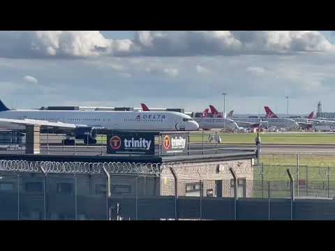 Delta Airlines #DL2 to New York JFK quickly returned to London Heathrow