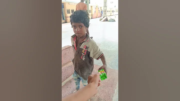 please help poor boy 😔😭😭🙏🙏😭 BEST HELP video 🙏🙏💔💔#viral #help #humanity #shorts video