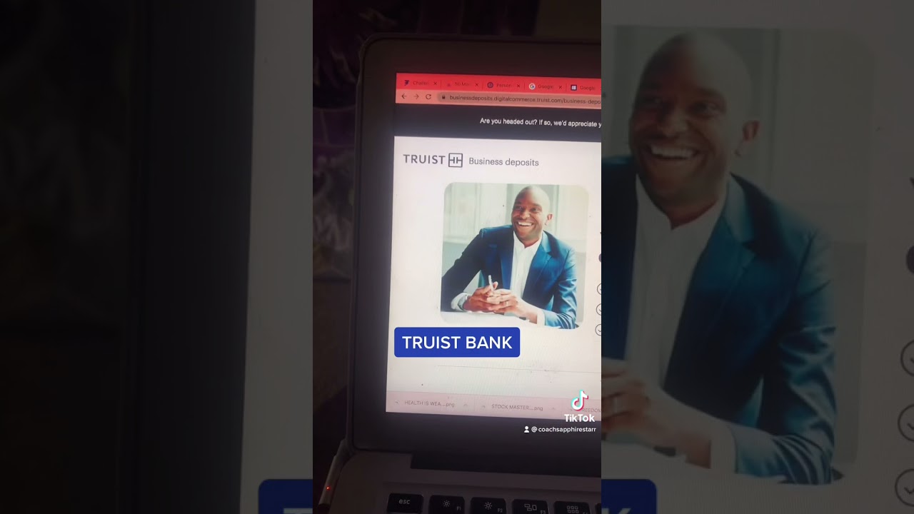 BEST Free Business Checking Accounts to Grow Business Credit 