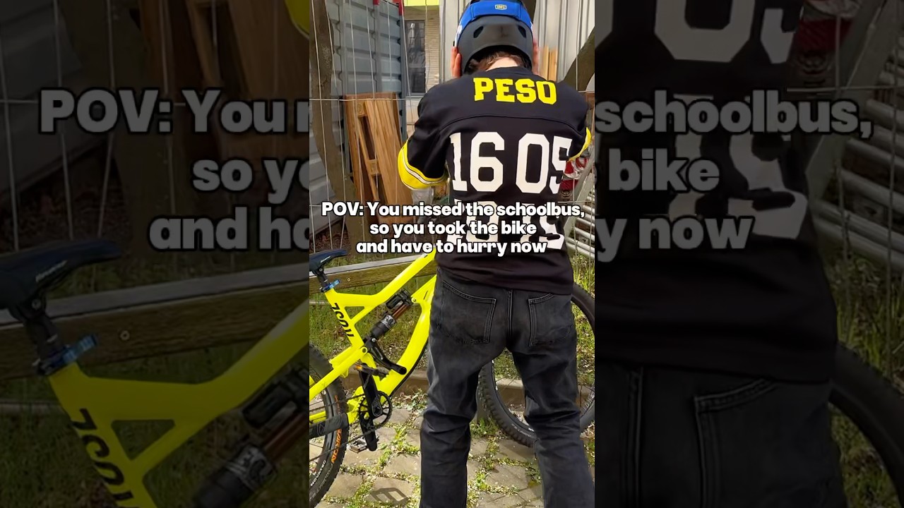 I missed my schoolbus and had to hurry 😰 