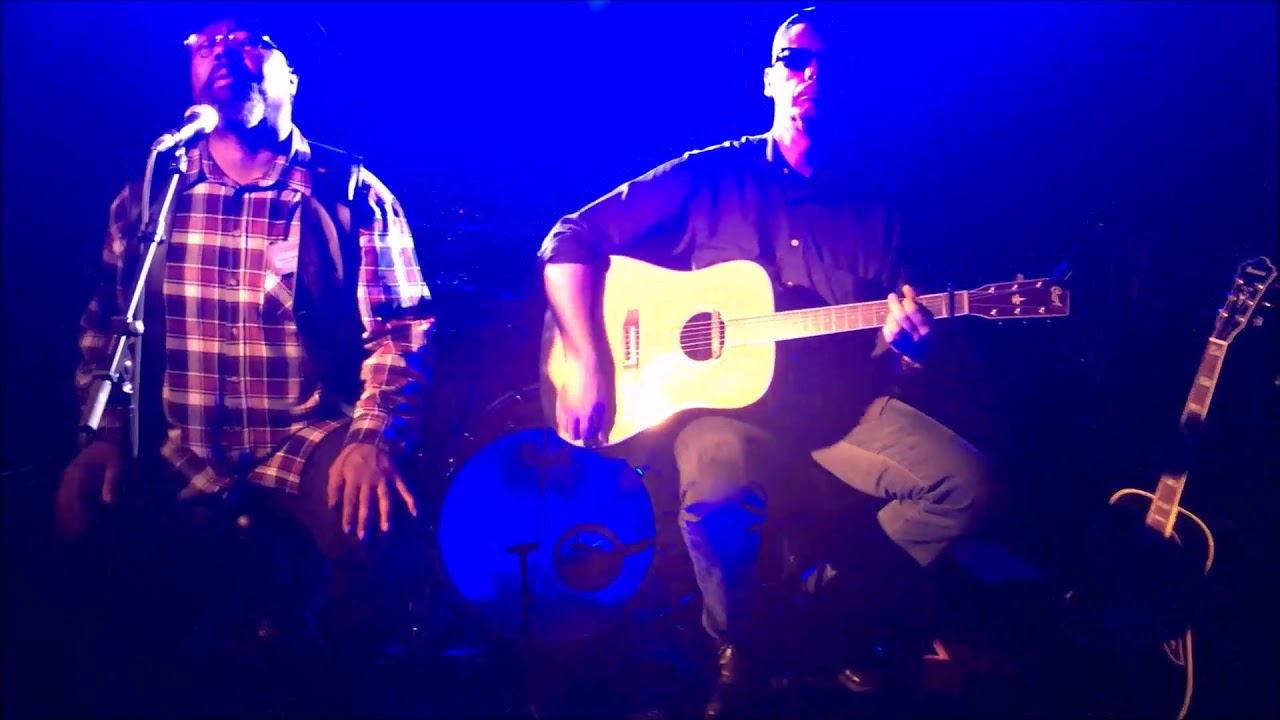 Leadbellys Where did You Sleep Last Night played by Greg Copeland and Martin Messing