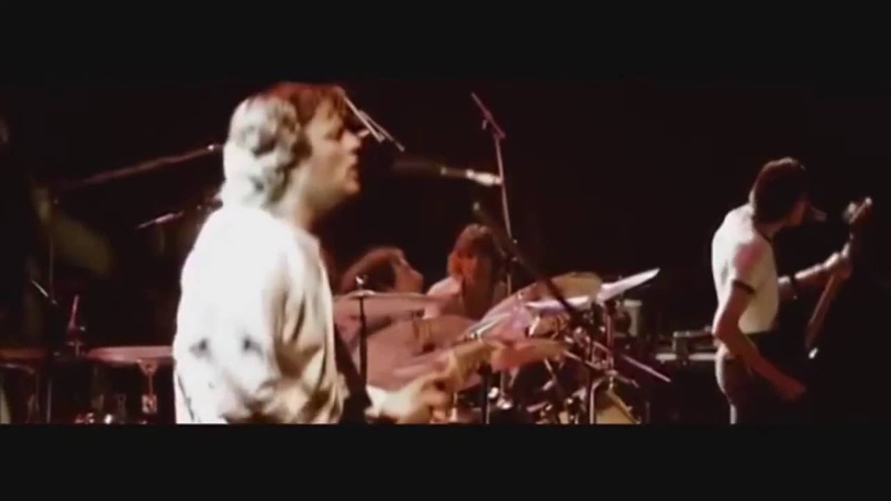 Pink Floyd Another Brick In The Wall (Part 12) ( LIVE RARE FOOTAGE