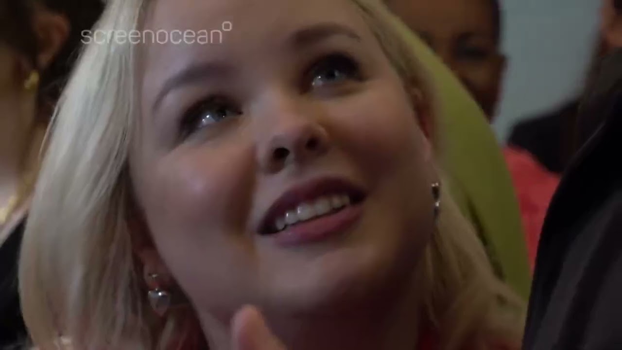 Bridgerton s3 worldtour Valentine event Luke newton and Nicola Coughlan press interview