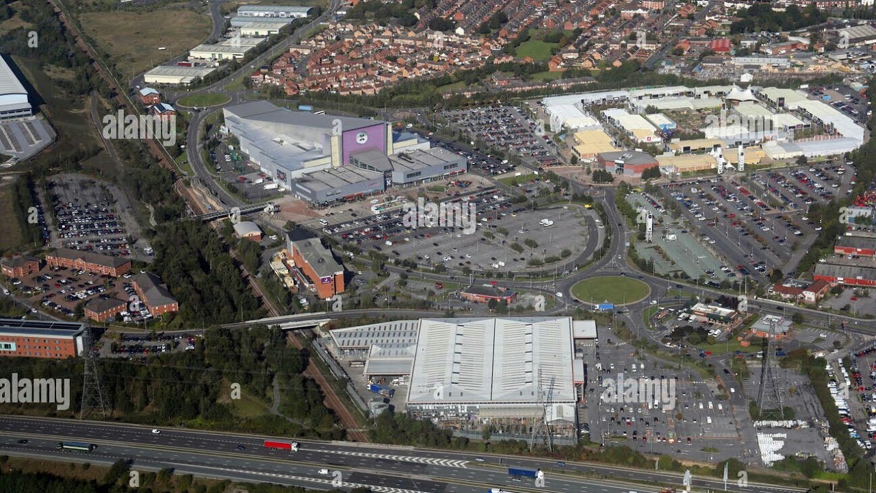 Castleford bq,mcdonalds, premier Inn, pizza hut, kfc, YouTube