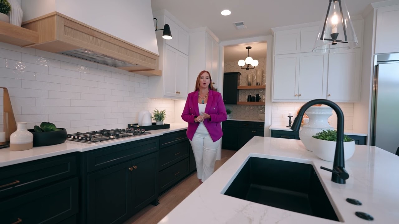 Stunning Luxury Home in Lee’s Summit | Luxury Home | JFE Maplewood III