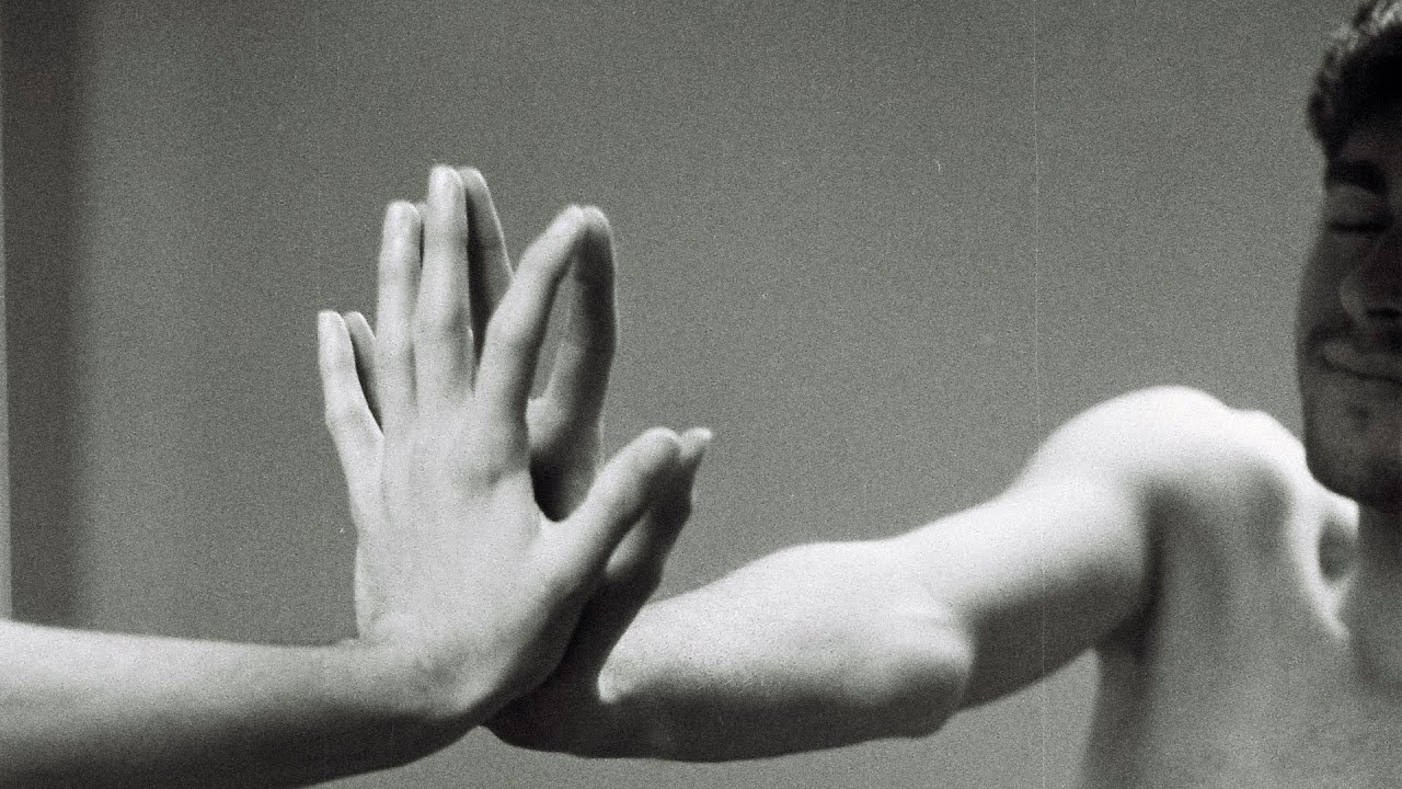 Gonzalo - alone with my mind