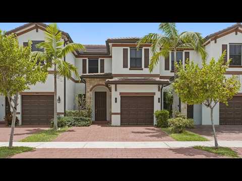 3430 W 106th Terrace, Hialeah, FL home video tour