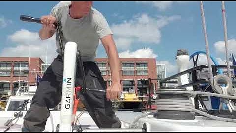 Sound of the mainsail winch after service of Boatcaptain Alex