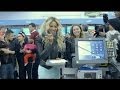 Beyonce's Surprise Holiday Shopping Trip to Walmart