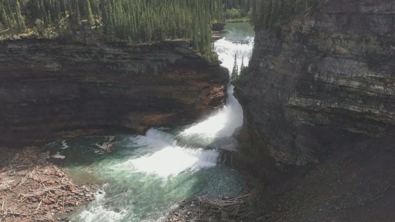 Sikanni Chief Falls - Alaska Highway