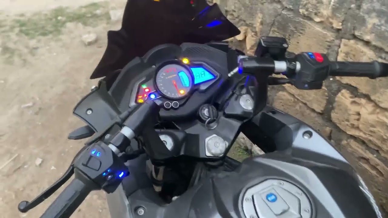 Pulsar Rs200 Bs7 2024 VS Pulsra Rs200 2025 Model