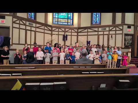 Belvoir Christian Academy K - 3rd graders sing songs in Spanish for a special chapel presentation!