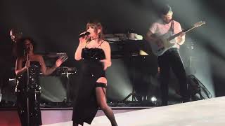 Paloma Faith - Sweatpants @ The Hexagon - Reading UK - April 3, 2024 screenshot 5