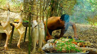 Caught A Huge Fish and Cooked It in a Big Tandoor! Fish Day Cooking In The Jungle.