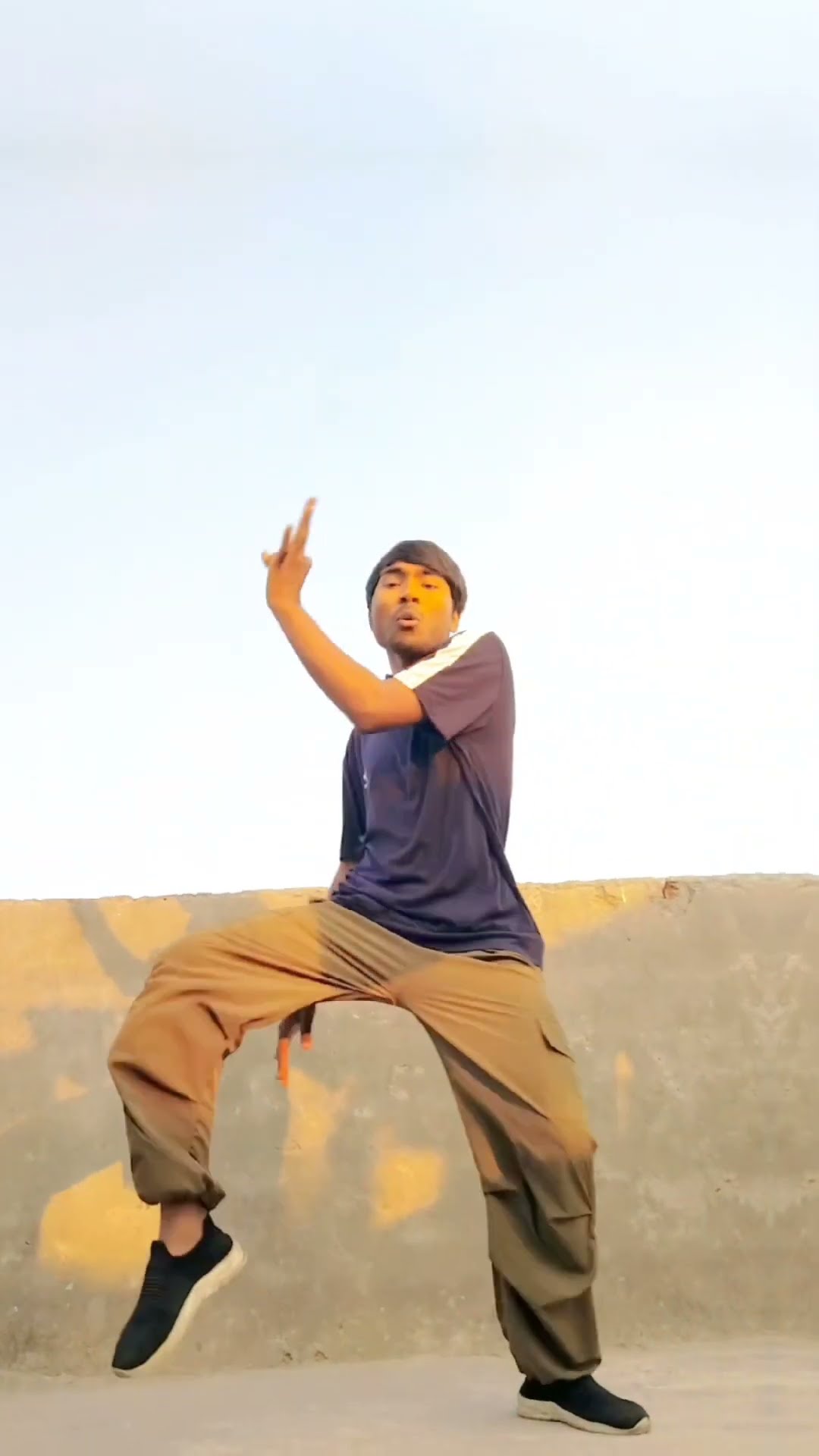 Arrah ke Othlali- Dance Cover l Vinod l #arrahkeothlali #pawansingh #trending #shortsdance #bhojpuri