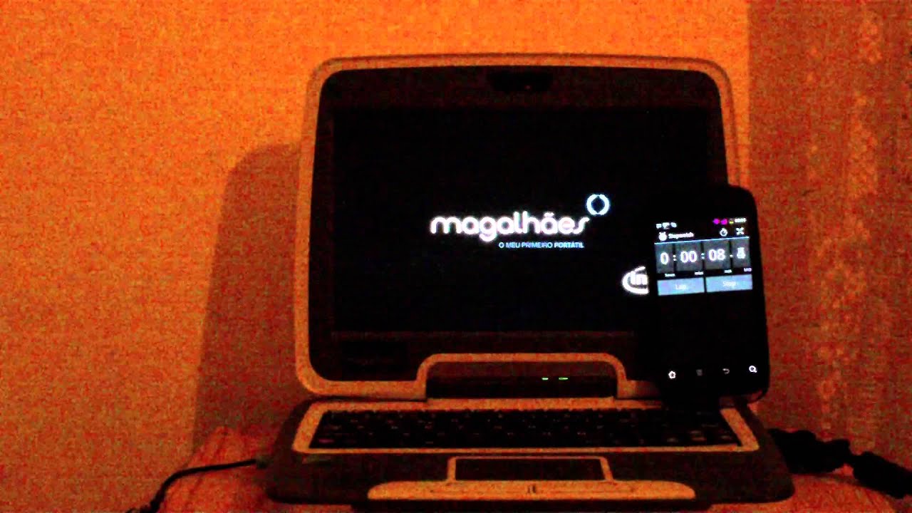 Classmate Intel - Windows 8 Pro bootup test (Magalhães) - YouTube