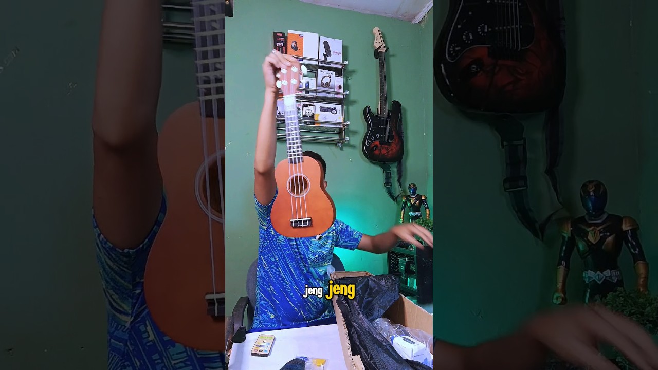 beli gitar ukulele murah gaes 