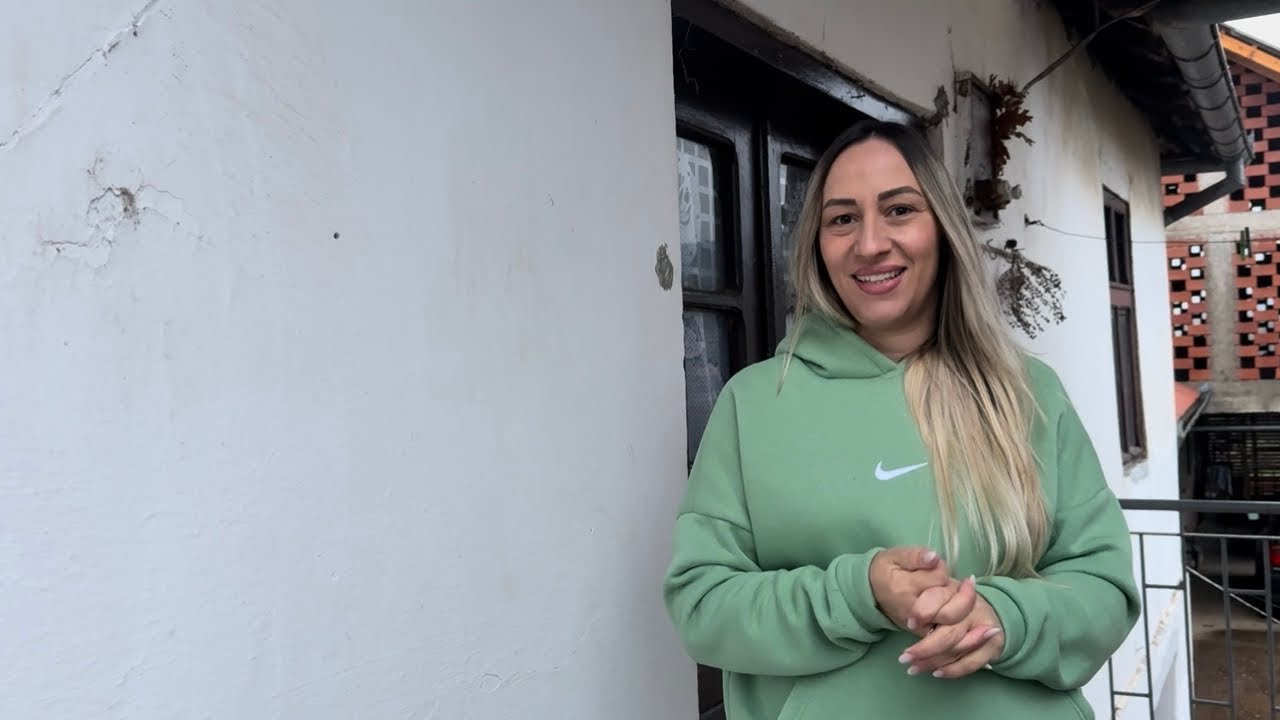 JOKA PRIČA O NJENOM DETINJSTVU!*njeno odrastanje,škola,kuća gde je živela…*