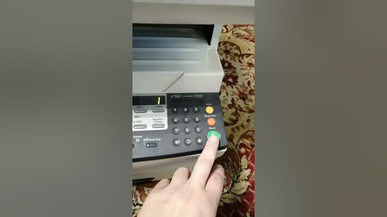 Kyocera KM-1620 - YouTube