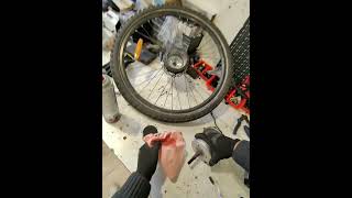 Velobecane immersion N12:  comment changer un engrenage de moteur sur un vélo électrique Velobecane